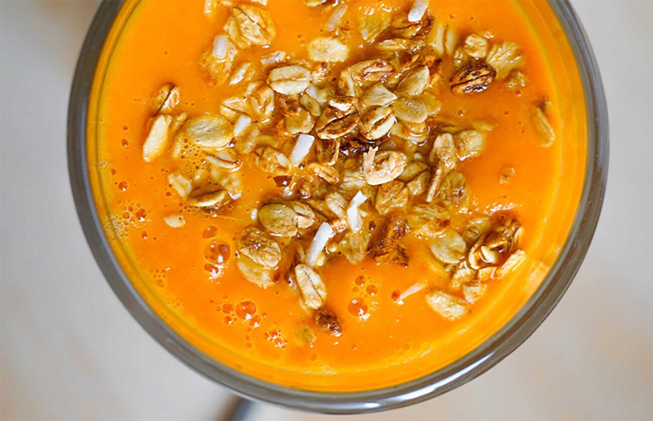 Mango and carrot smoothie