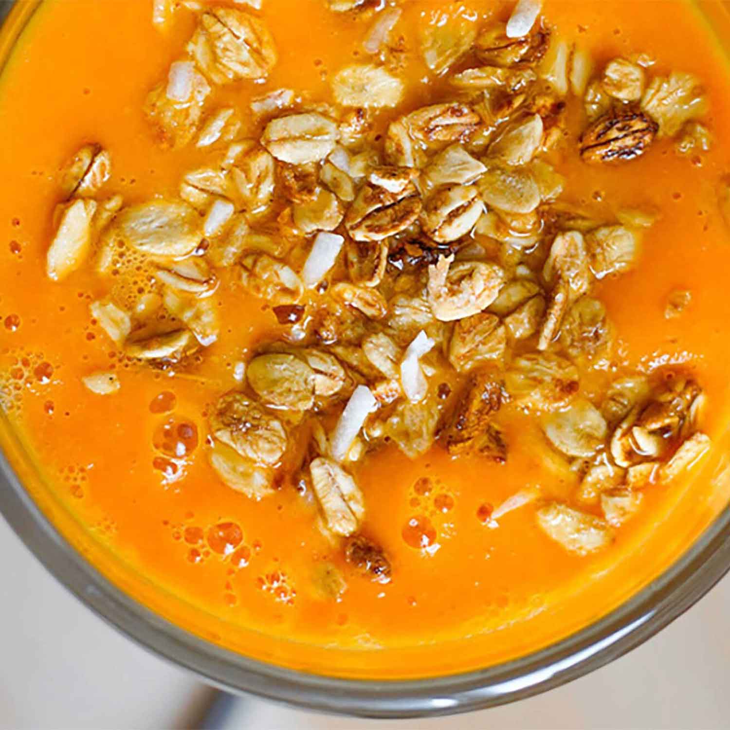 Mango and carrot smoothie | Love Veg