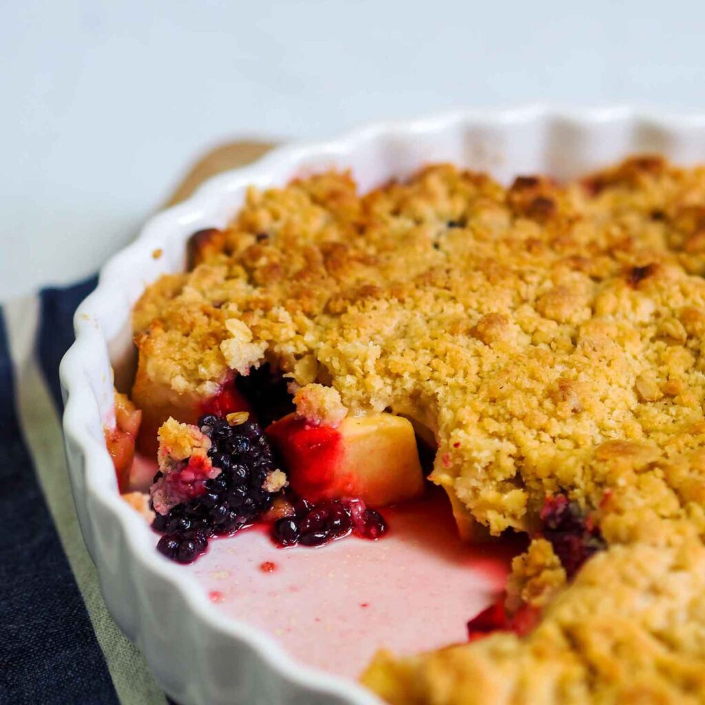 blackberry crumble