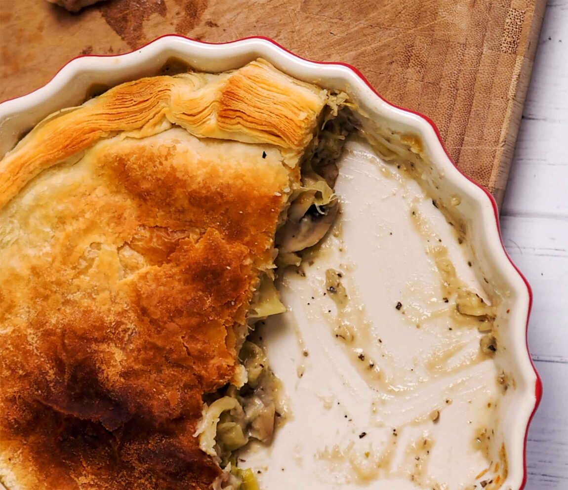 Leek and mushroom pie