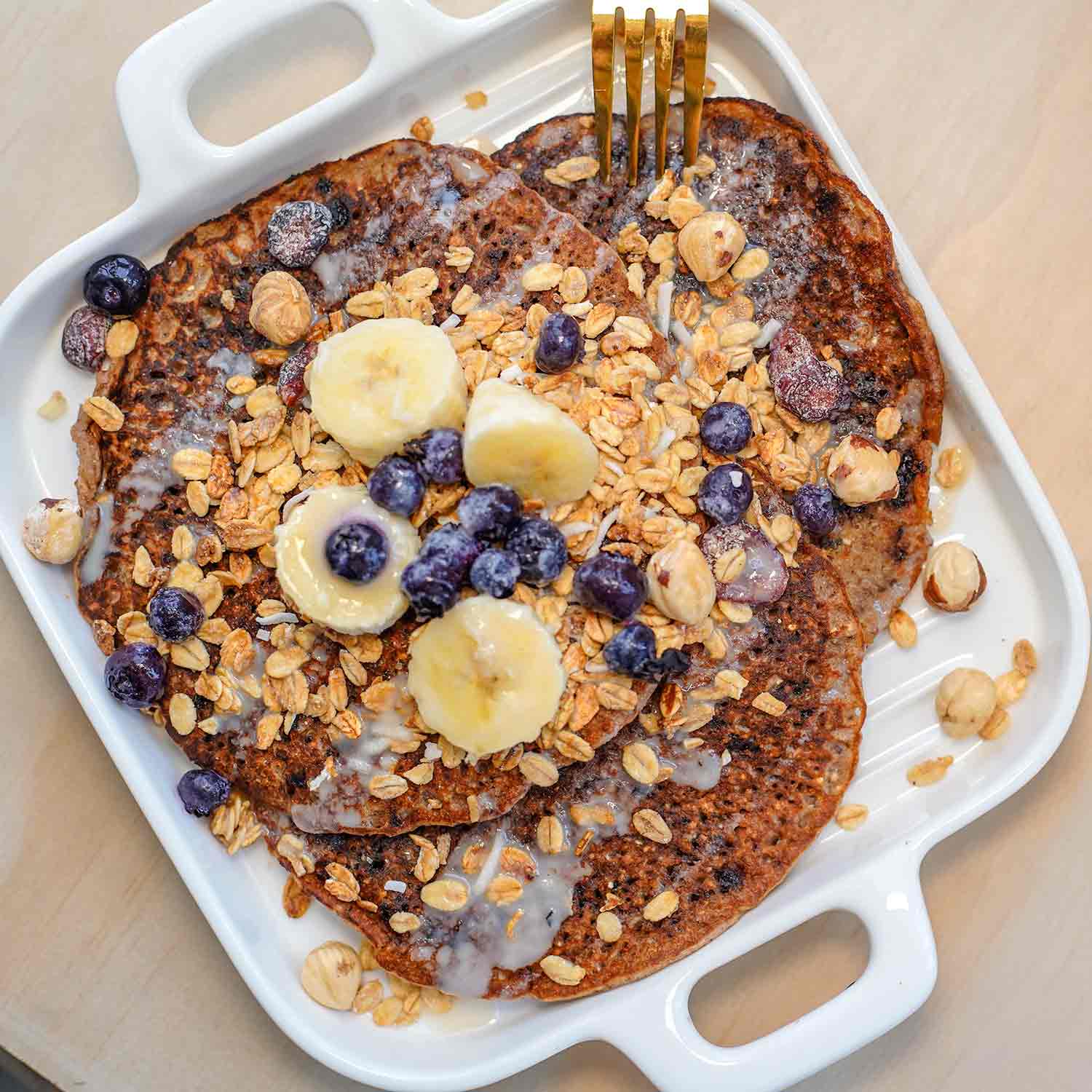 Banana pancakes | Love Veg