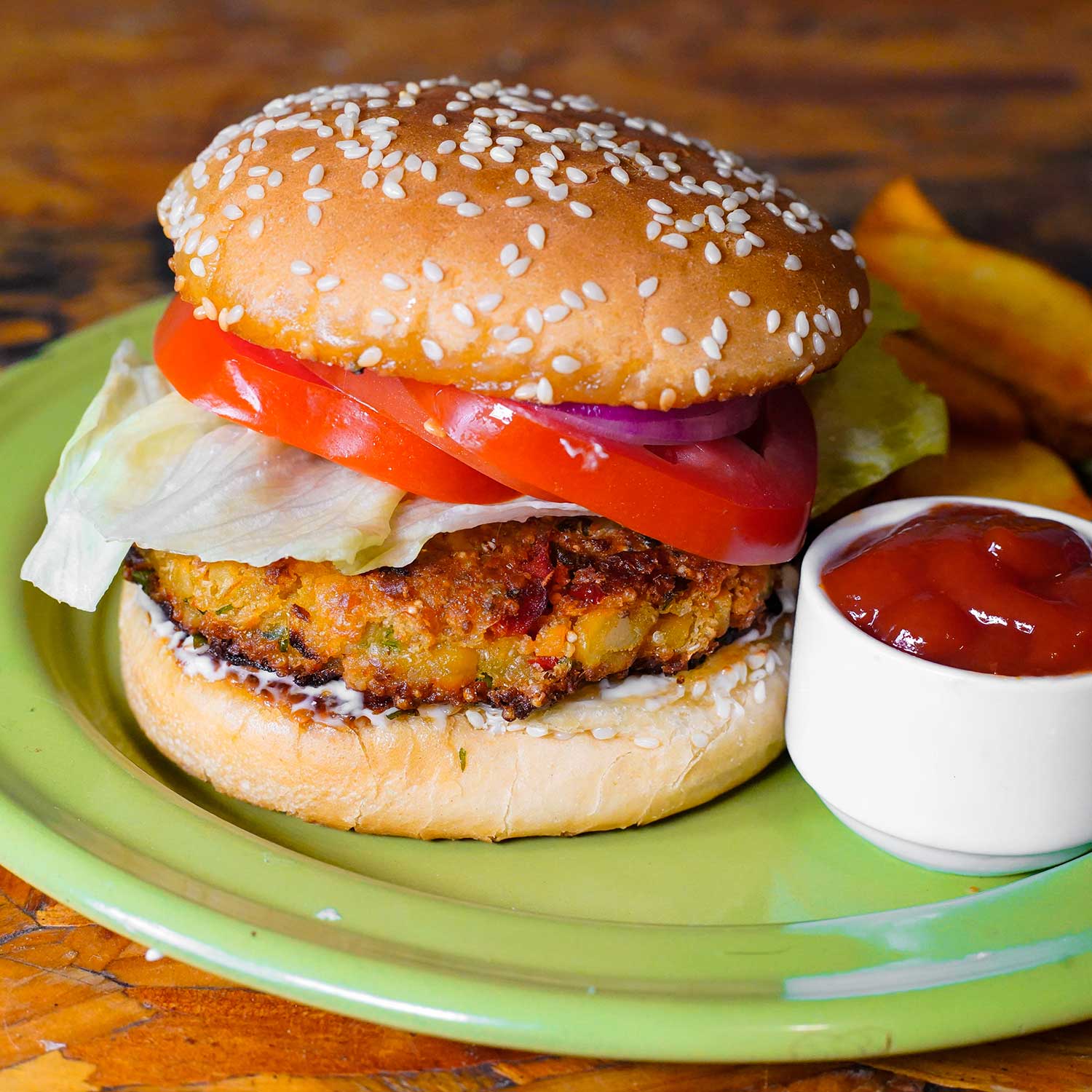 Amaranth and chickpea burger
