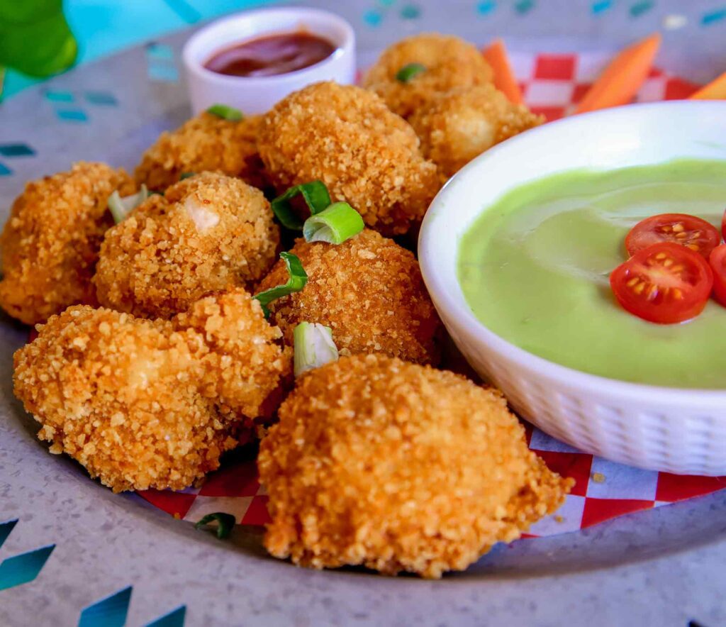 Cauliflower popcorn chik’n